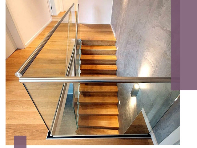 Перила для лестницы в доме — изготовление и монтаж в Сердобске