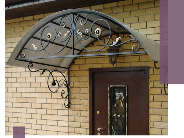 Изготовление козырьков из металла под ключ в Сердобске